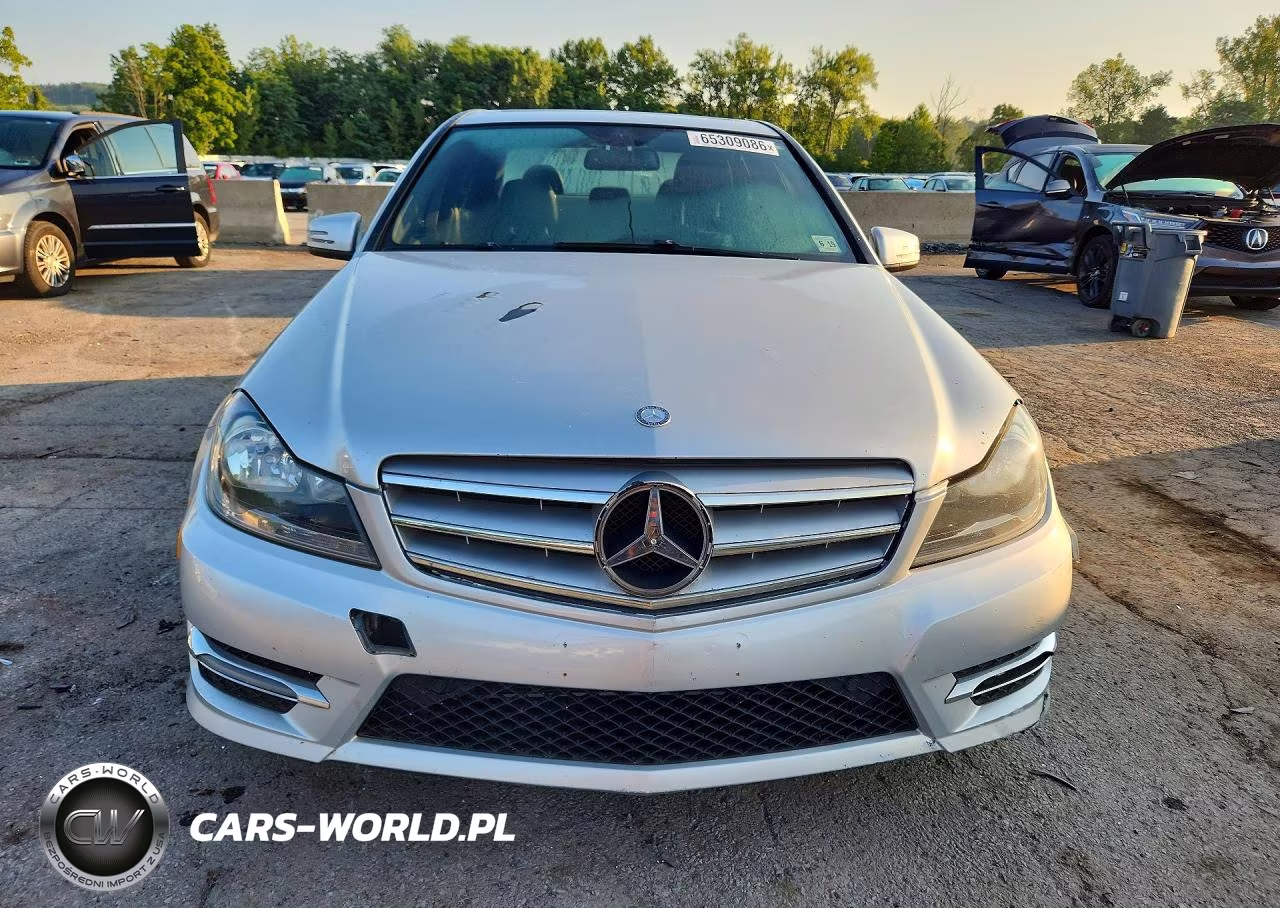 2014 Mercedes-Benz C 300 4Matic VIN:WDDGF8AB4EG157515 - 5