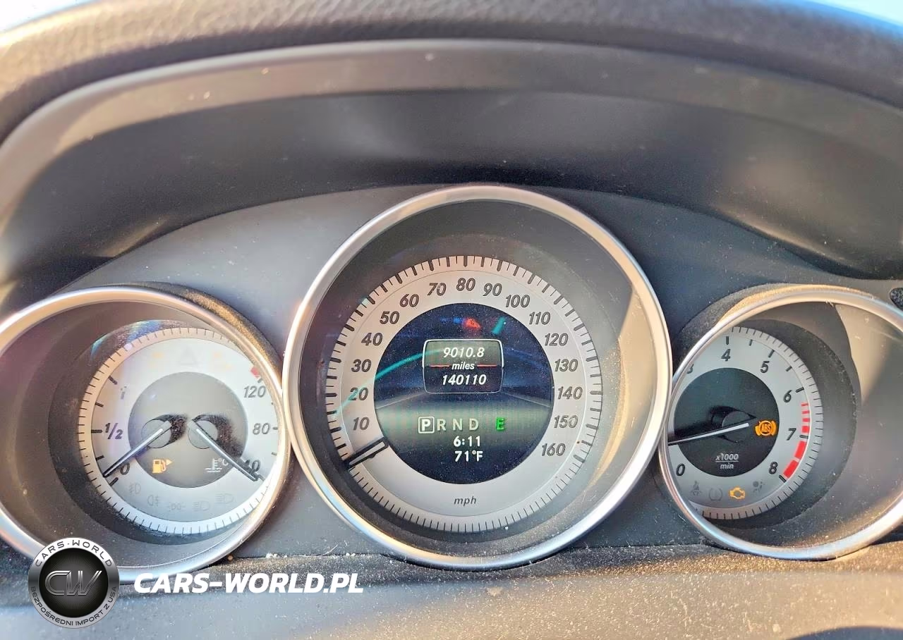 2014 Mercedes-Benz C 300 4Matic VIN:WDDGF8AB4EG157515 - 9