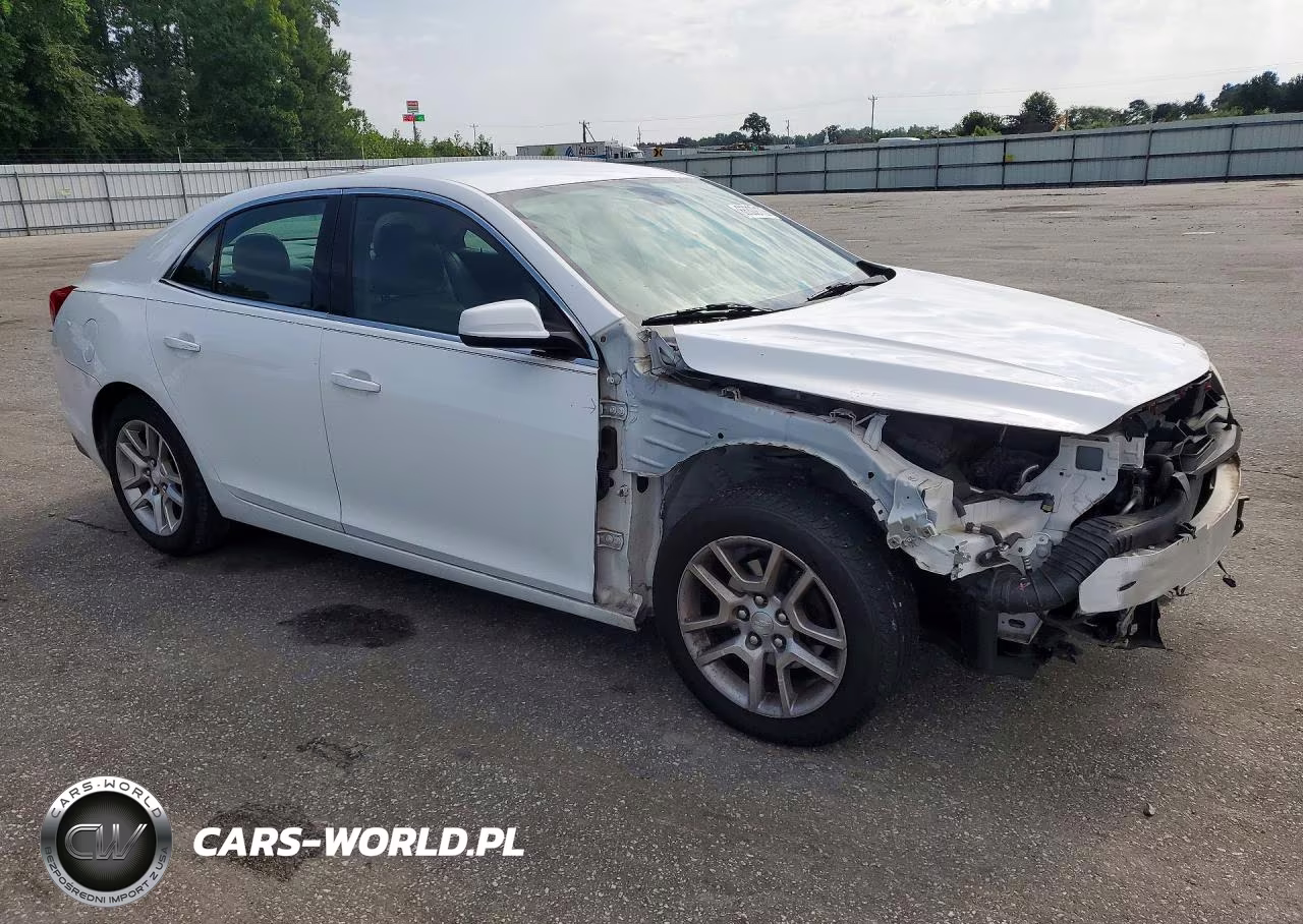 2013 Chevrolet Malibu 1Lt VIN:1G11D5RR5DF108021 - 4