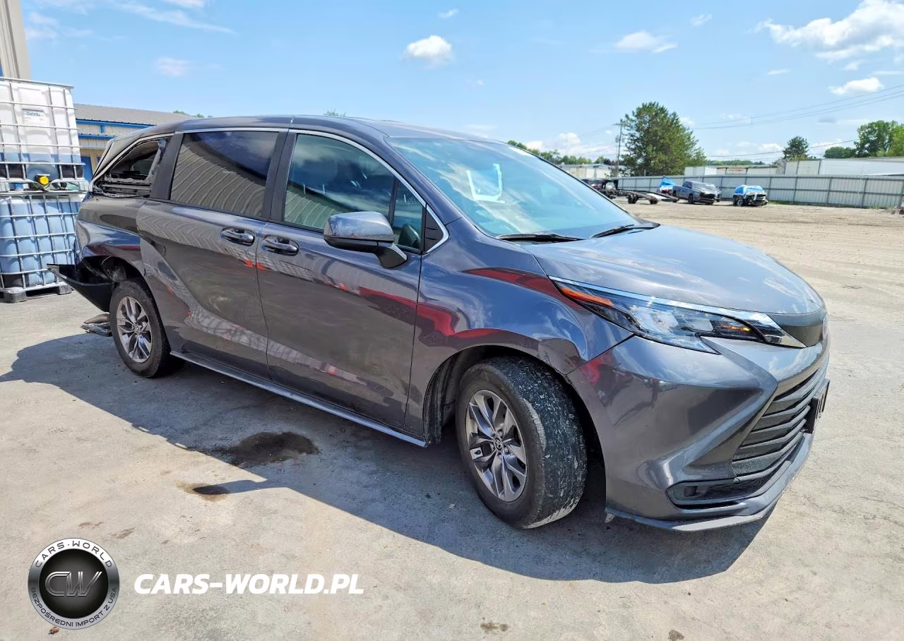 2025 Toyota Sienna Le VIN:5TDKSKFC9SS182121 - 4