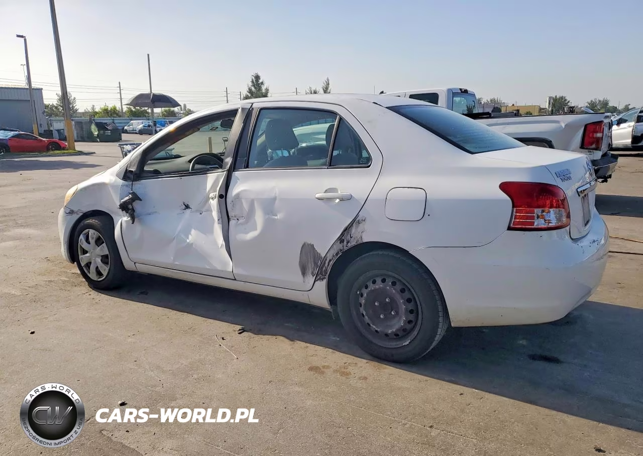2009 Toyota Yaris Base VIN:JTDBT903991352080 - 2