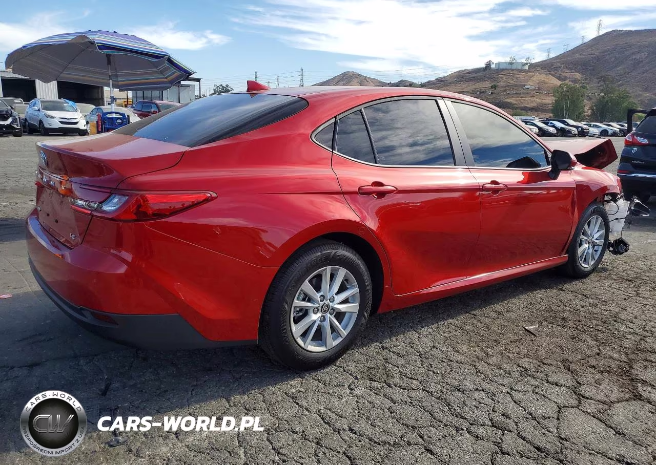 2026 Toyota Camry Le VIN:4T1DAACK1TU285530 - 3