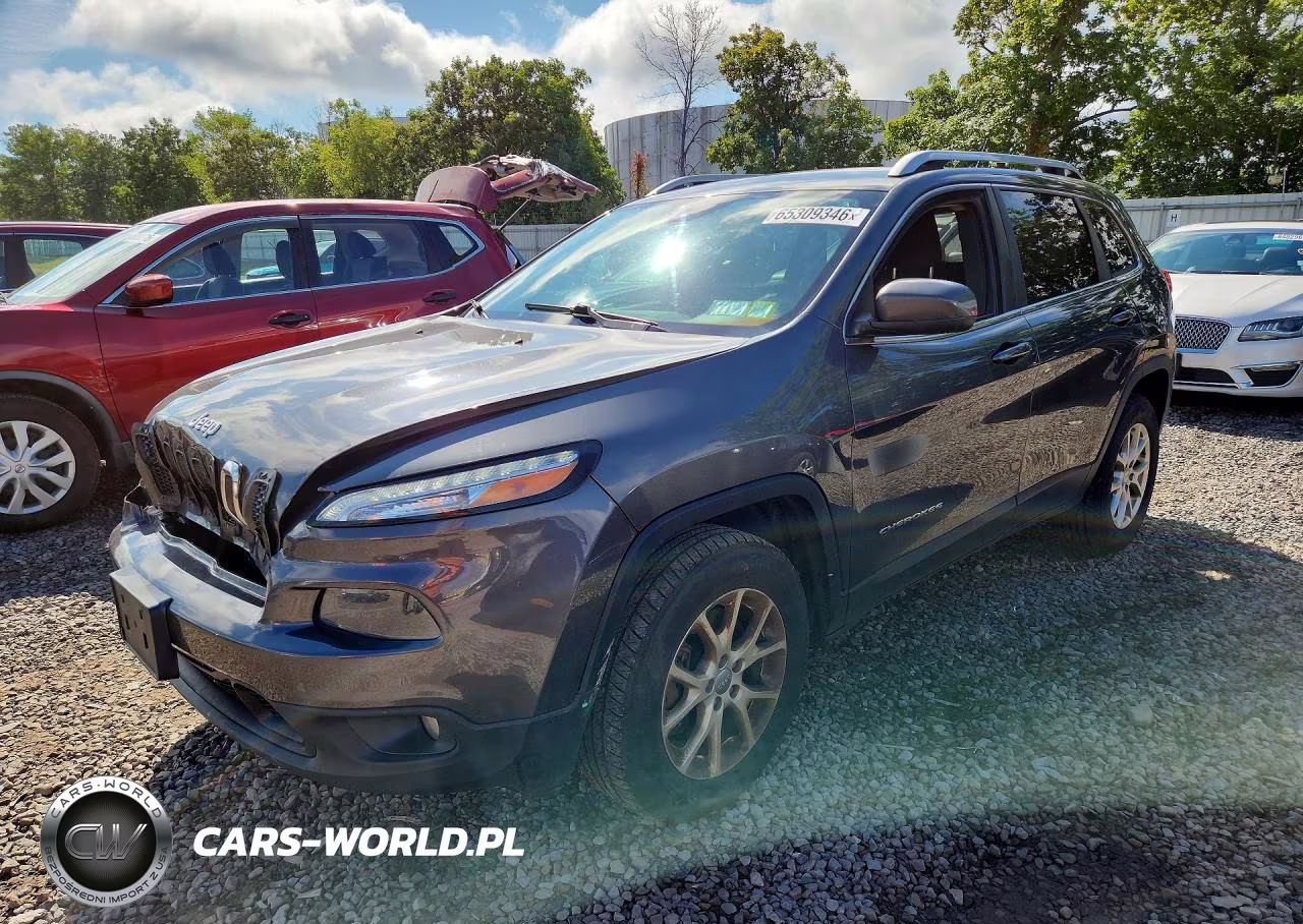 2015 Jeep Cherokee Latitude VIN:1C4PJMCB4FW725817 - 1