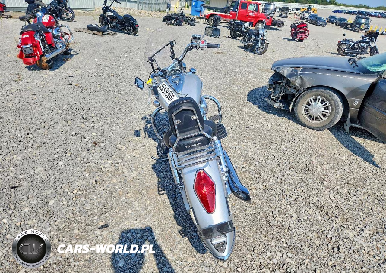 2006 Honda Vtx1300 R VIN:1HFSC52696A300630 - 4