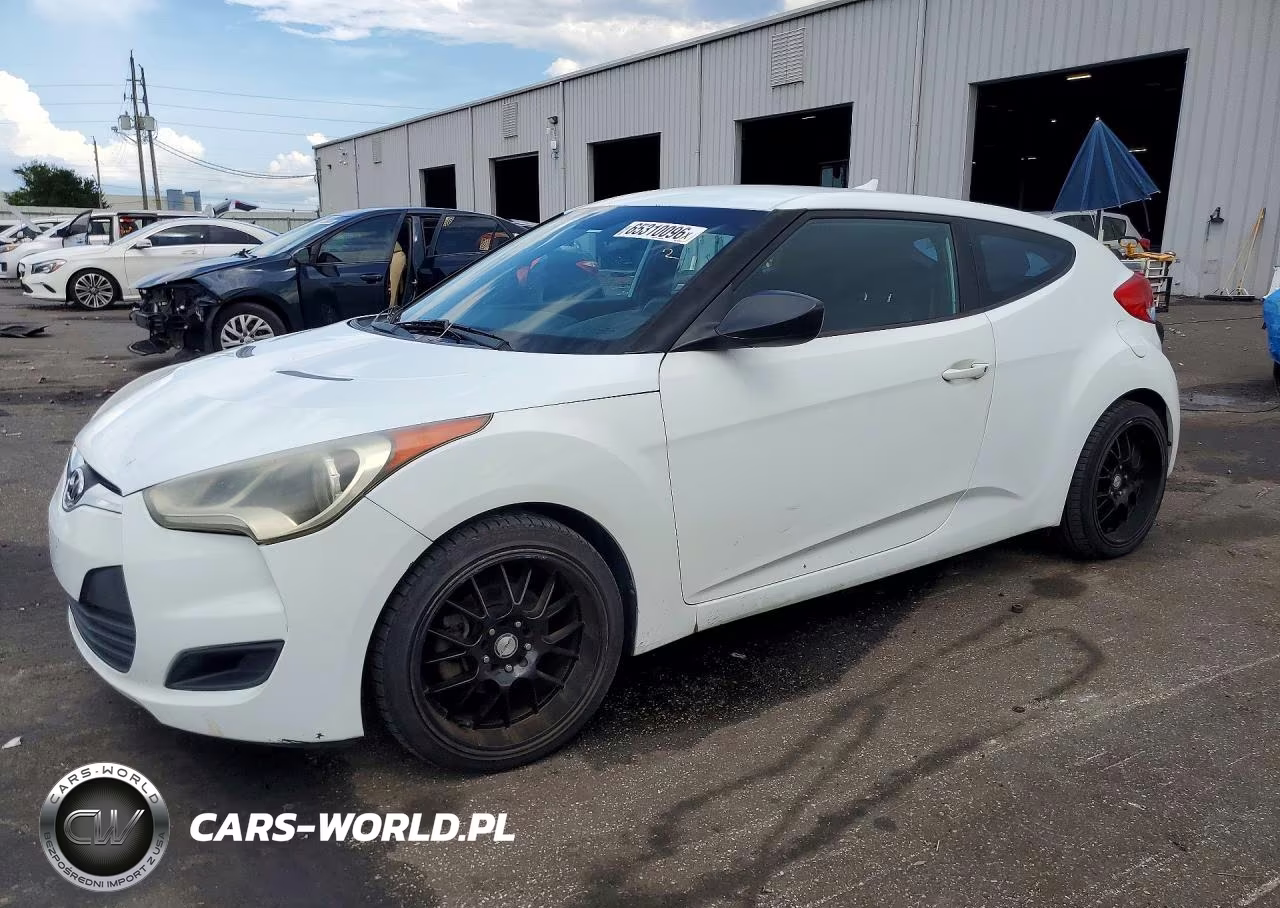 2014 Hyundai Veloster Base