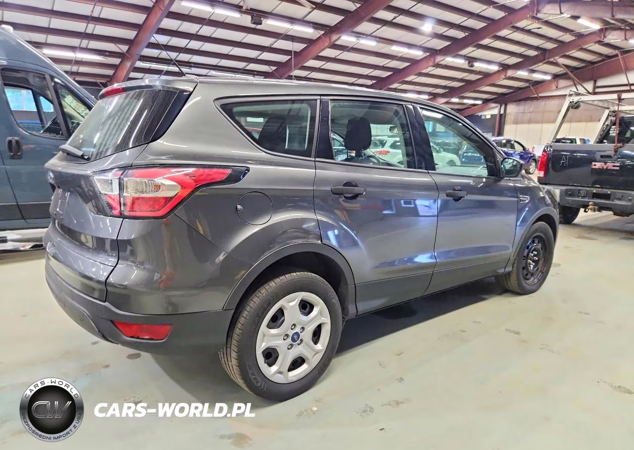 2018 Ford Escape S VIN:1FMCU0F7XJUA18842 - 3
