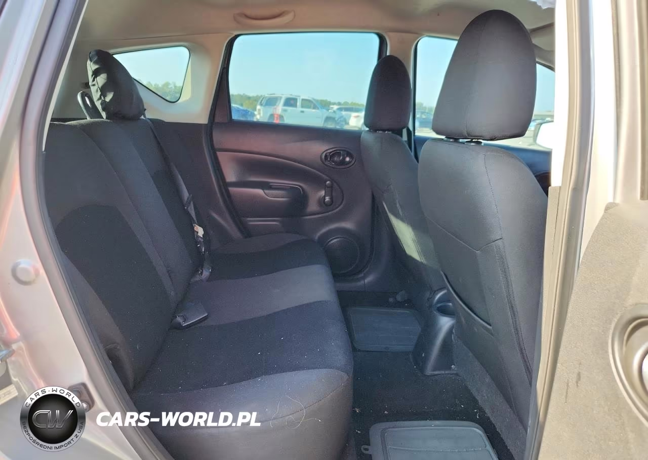 2015 Nissan Versa Note S Plus VIN:3N1CE2CP9FL391828 - 11