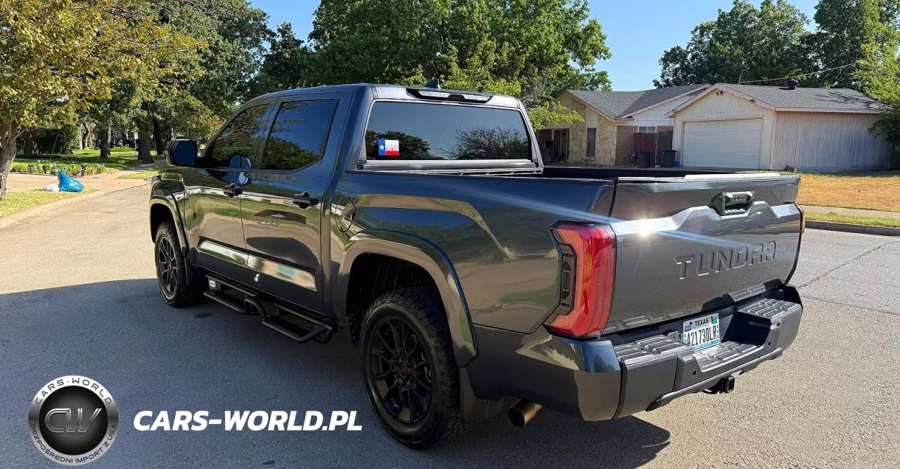 2026 Toyota Tundra Crewmax Sr VIN:5TFKB5AB4TX052680 - 3