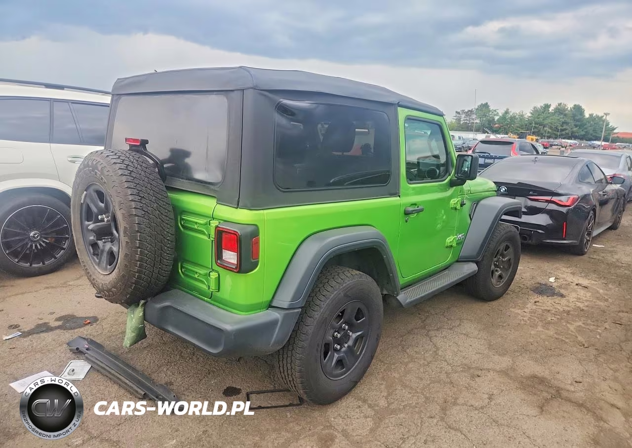 2018 Jeep Wrangler Sport VIN:1C4GJXAN8JW263088 - 3
