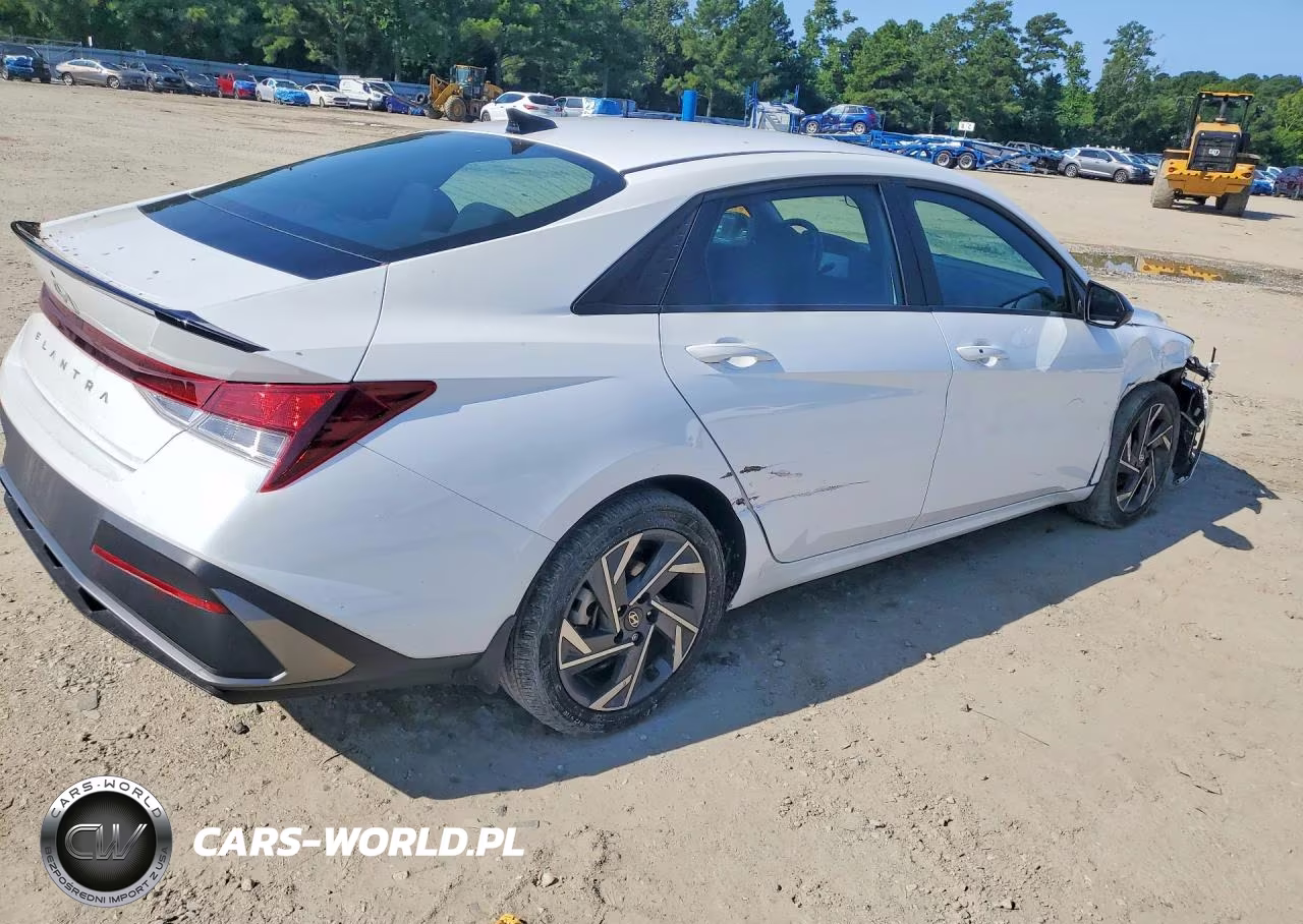 2025 Hyundai Elantra Sel Sport VIN:KMHLM4DG4SU022400 - 3