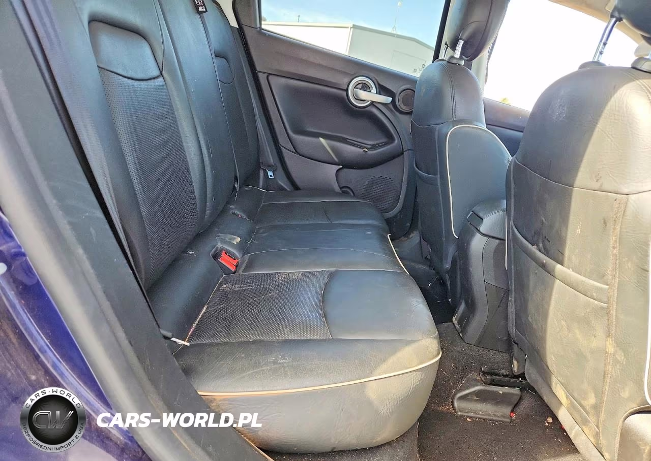 2017 Fiat 500X Lounge VIN:ZFBCFYDB1HP616995 - 10