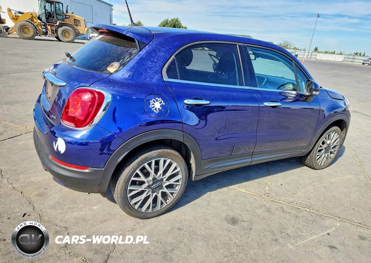 2017 Fiat 500X Lounge VIN:ZFBCFYDB1HP616995 - 3