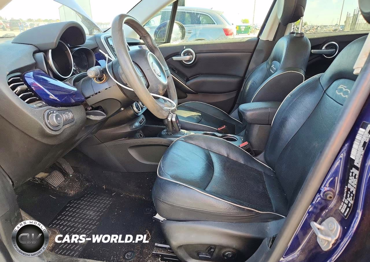2017 Fiat 500X Lounge VIN:ZFBCFYDB1HP616995 - 7