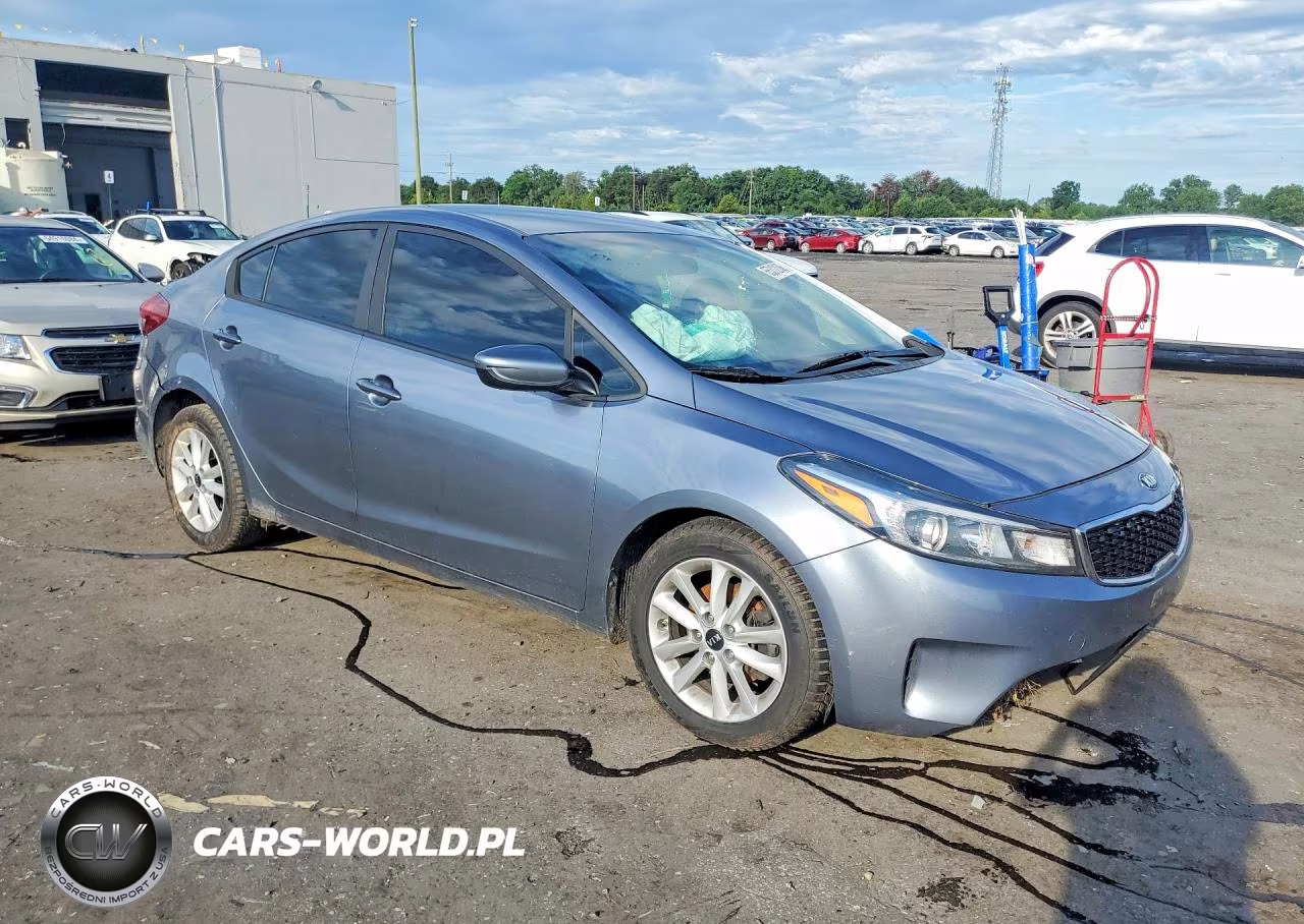 2017 Kia Forte S VIN:3KPFL4A76HE121655 - 4