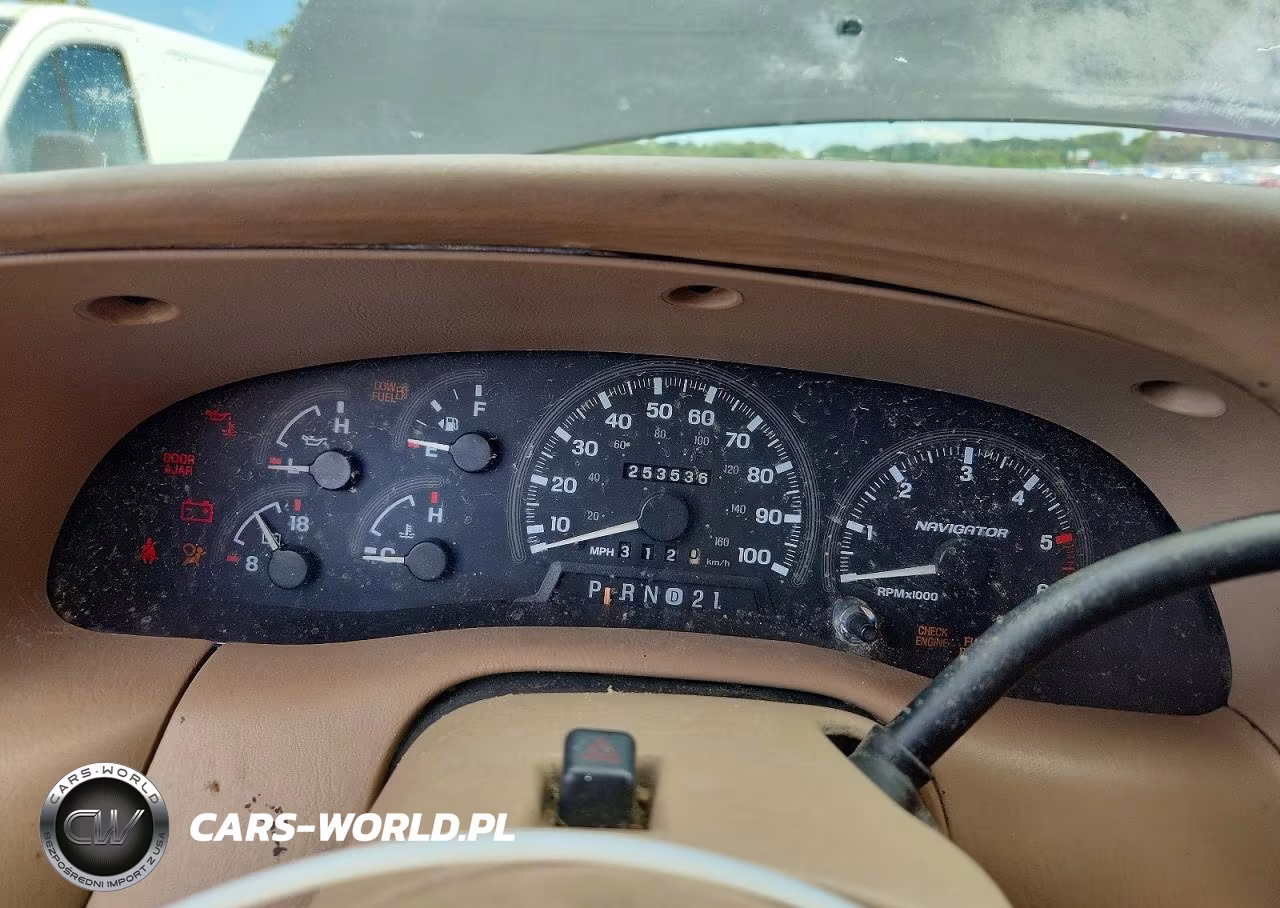 1998 Lincoln Navigator VIN:5LMPU28L6WLJ61224 - 9