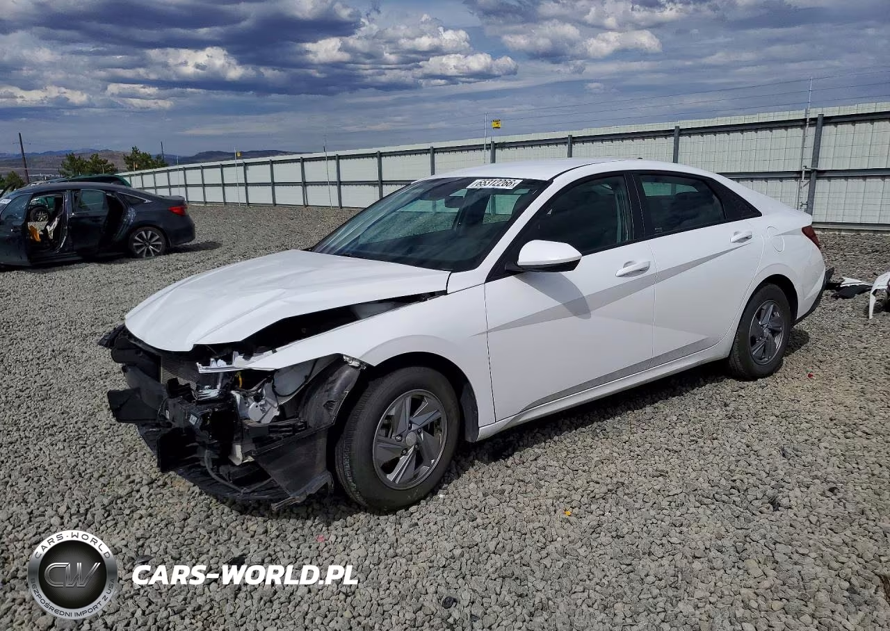 2024 Hyundai Elantra Se