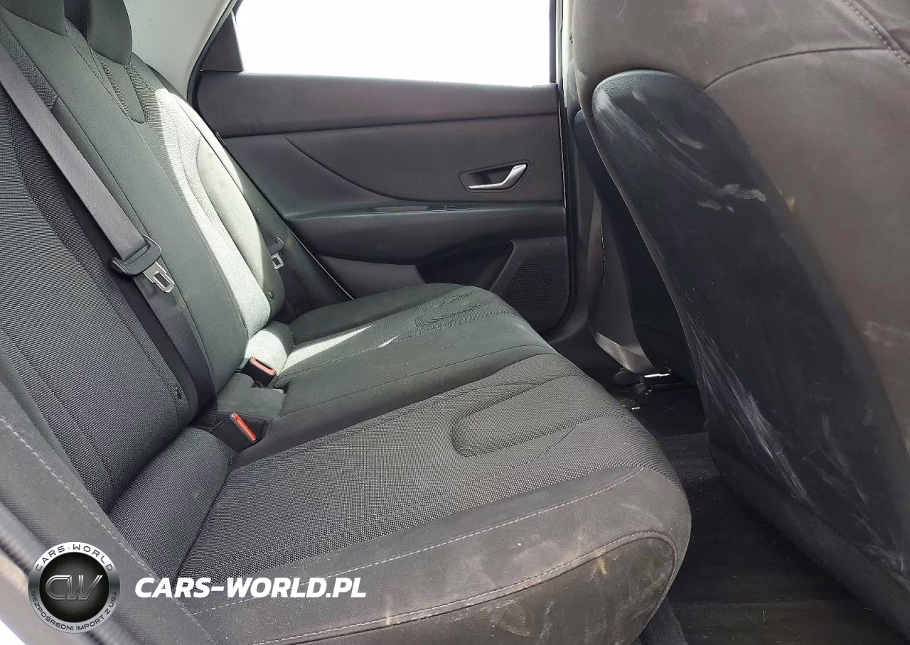 2024 Hyundai Elantra Se VIN:KMHLL4DG2RU670850 - 10