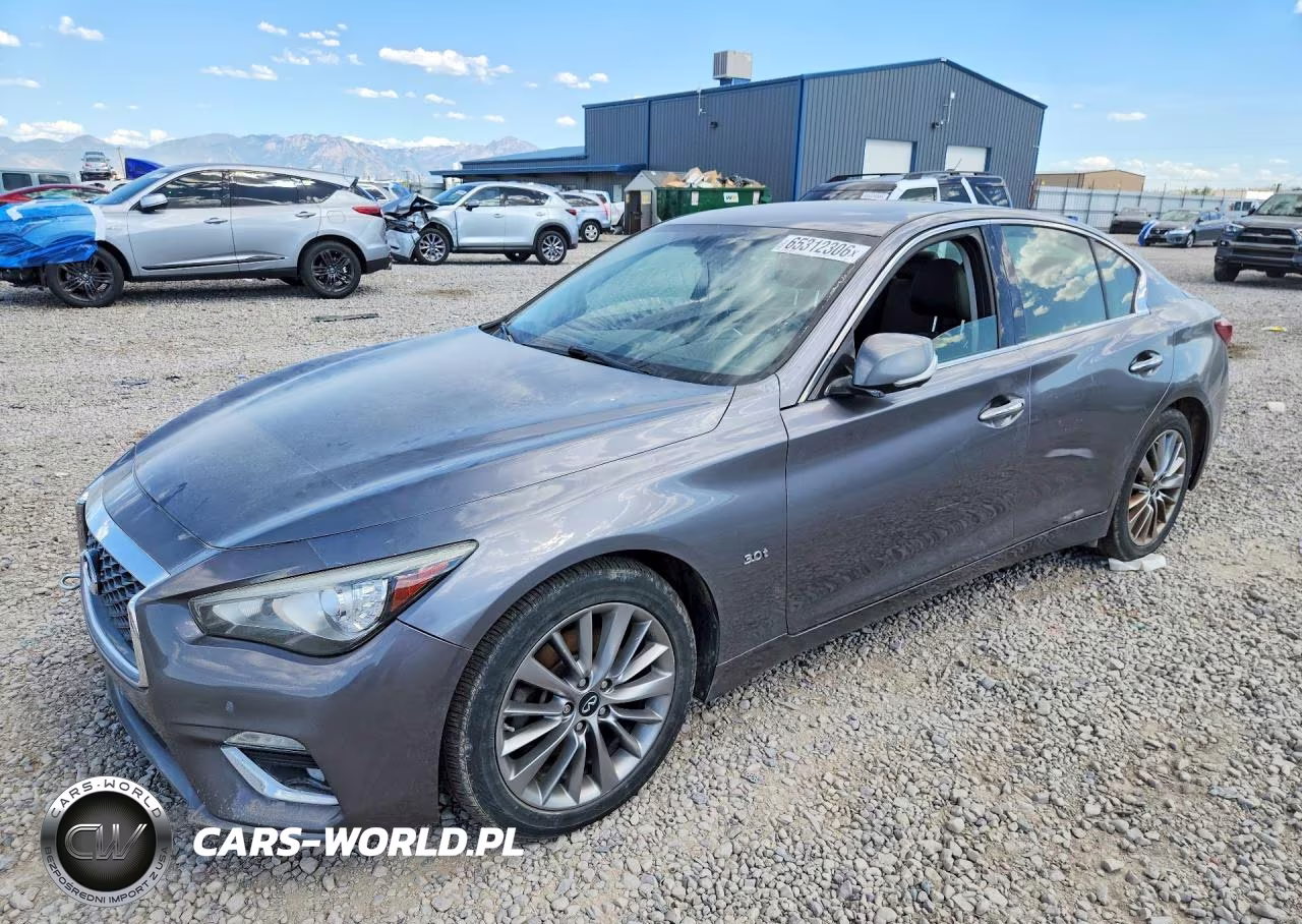 2018 Infiniti Q50 3.0T Luxe – zdjęcie 1 z 12
