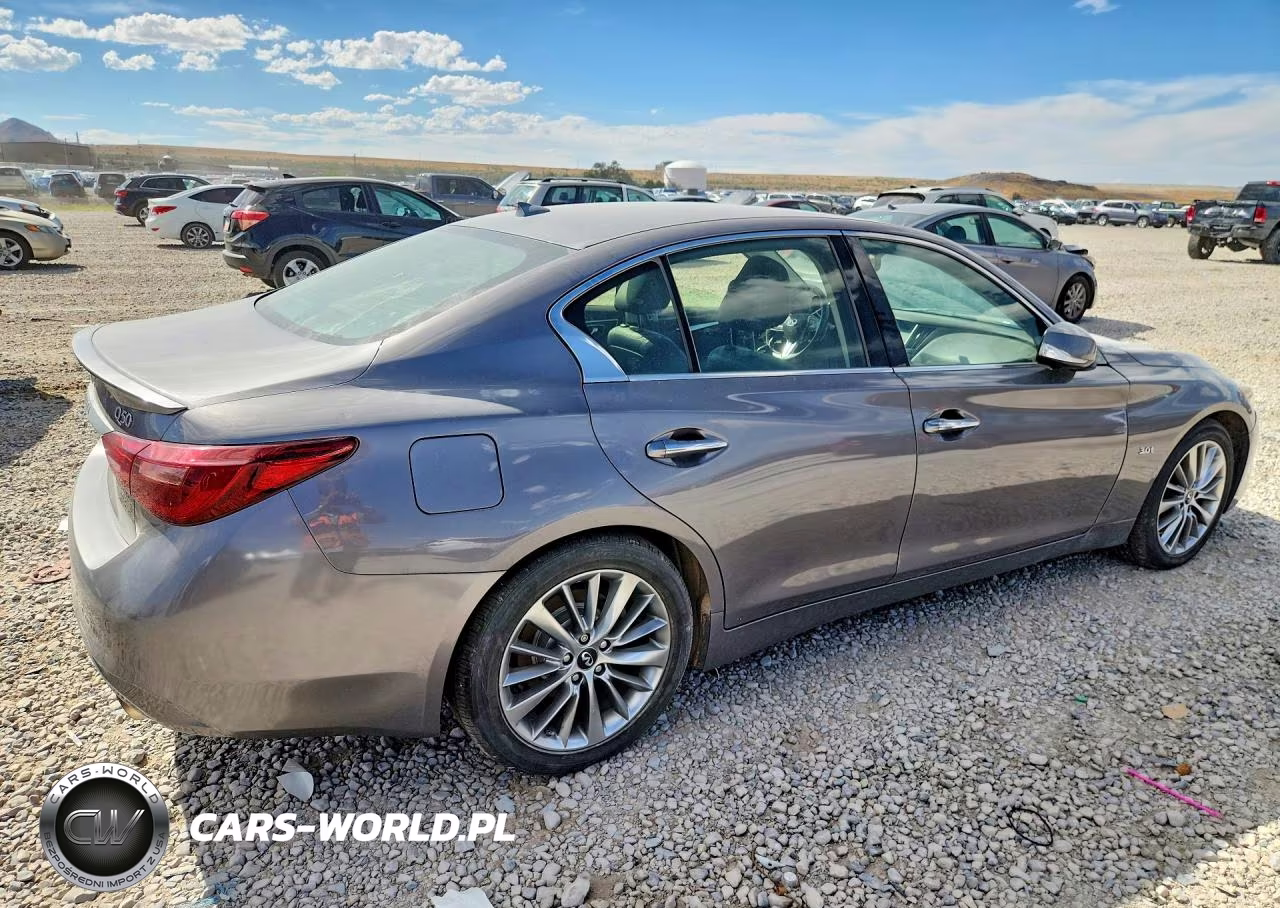 2018 Infiniti Q50 3.0T Luxe VIN:JN1EV7AR2JM444197 - 3