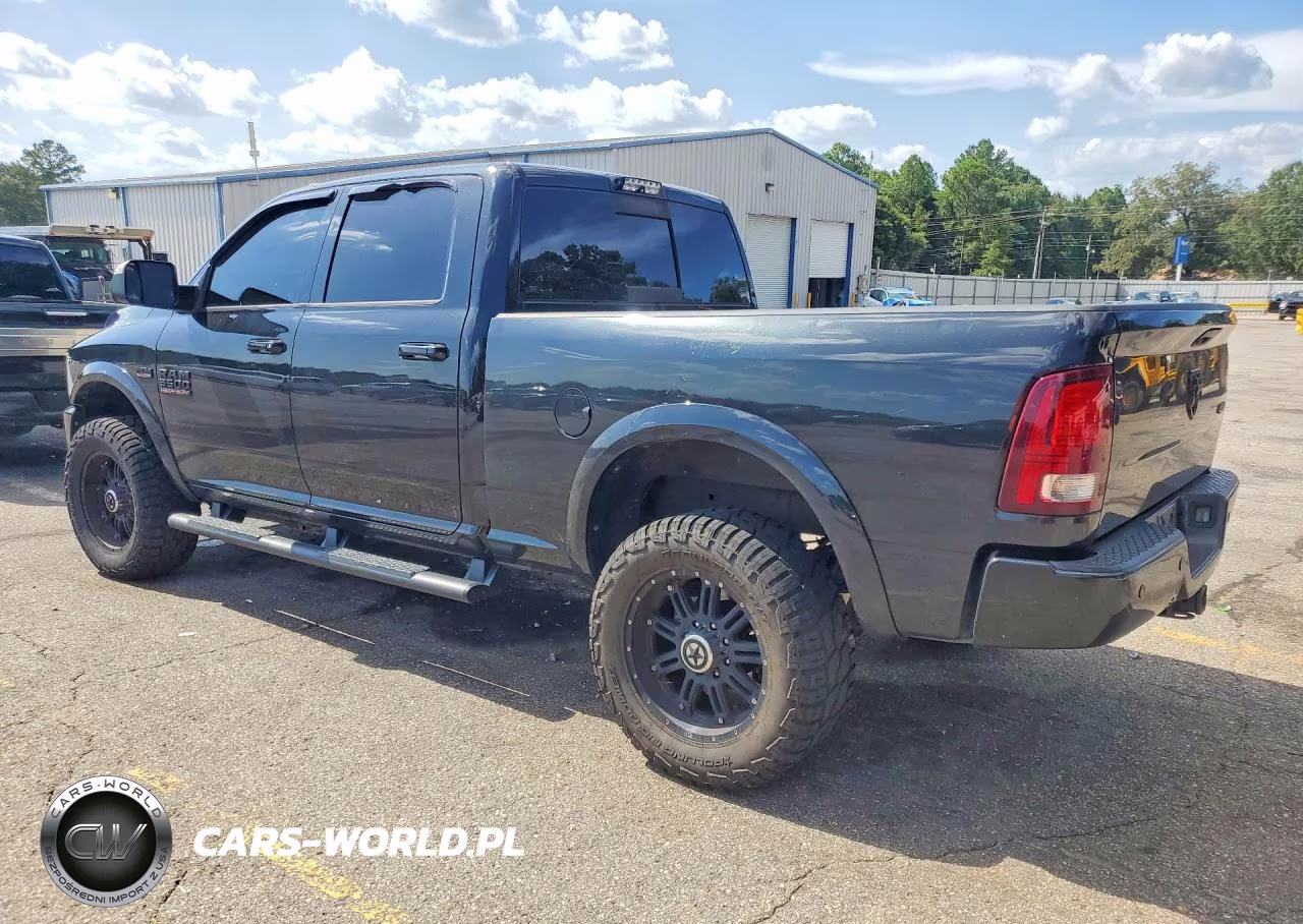 2017 Ram 3500 Laramie VIN:3C63R3EJ9HG596939 - 2