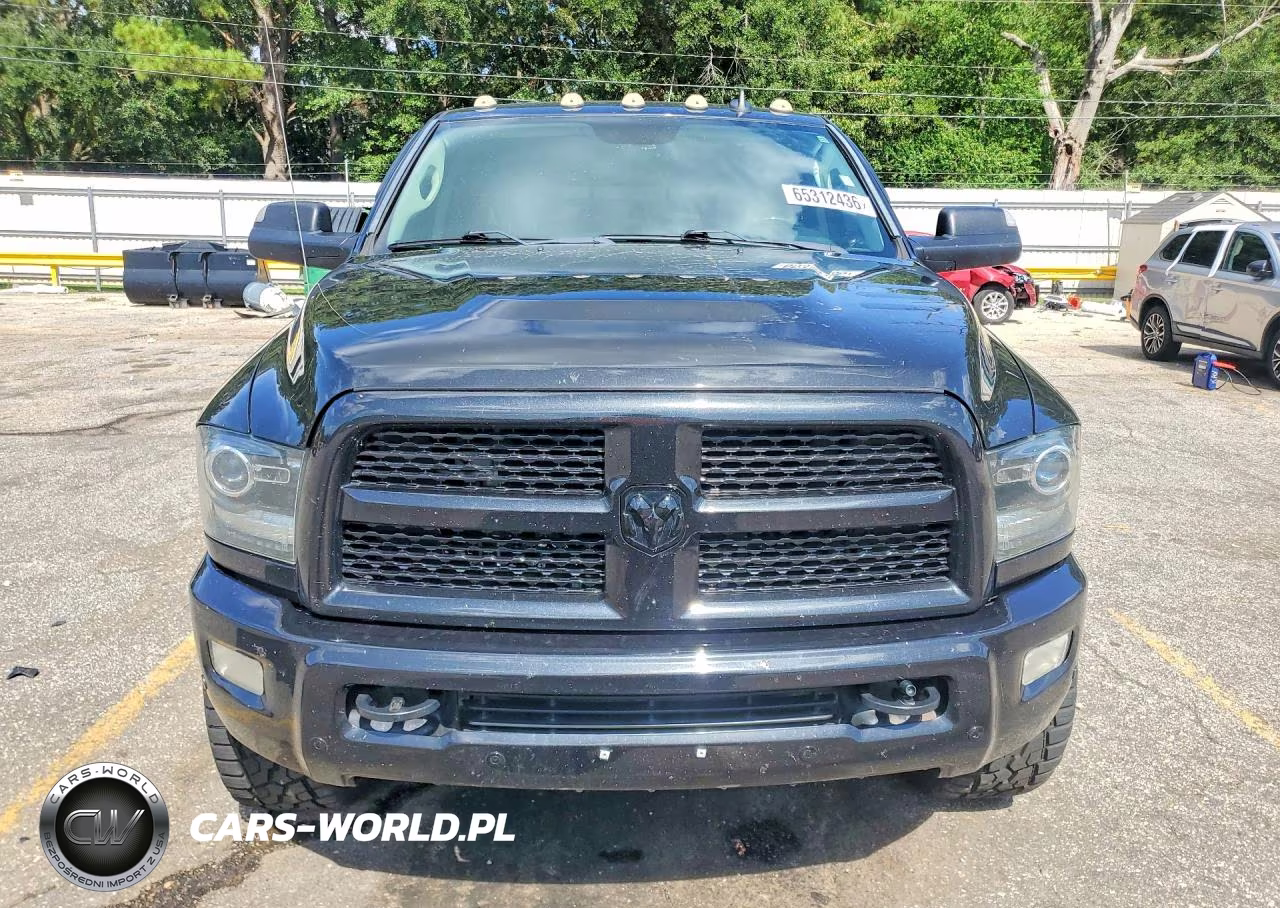 2017 Ram 3500 Laramie VIN:3C63R3EJ9HG596939 - 5