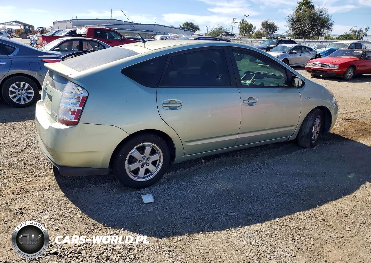 2008 Toyota Prius Base VIN:JTDKB20UX87798625 - 3