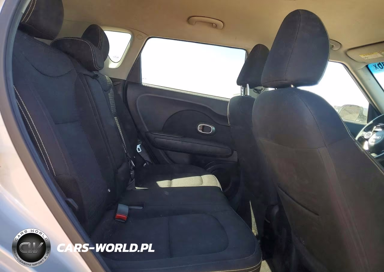 2014 Kia Soul + VIN:KNDJP3A57E7730272 - 10