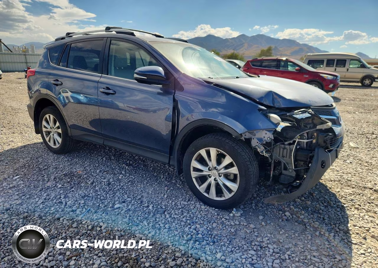 2013 Toyota Rav4 Limited VIN:JTMDFREV8DD032900 - 4