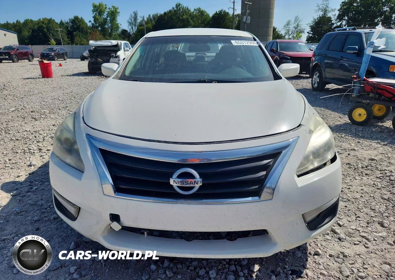 2015 Nissan Altima 2.5 S VIN:1N4AL3AP1FC413230 - 5