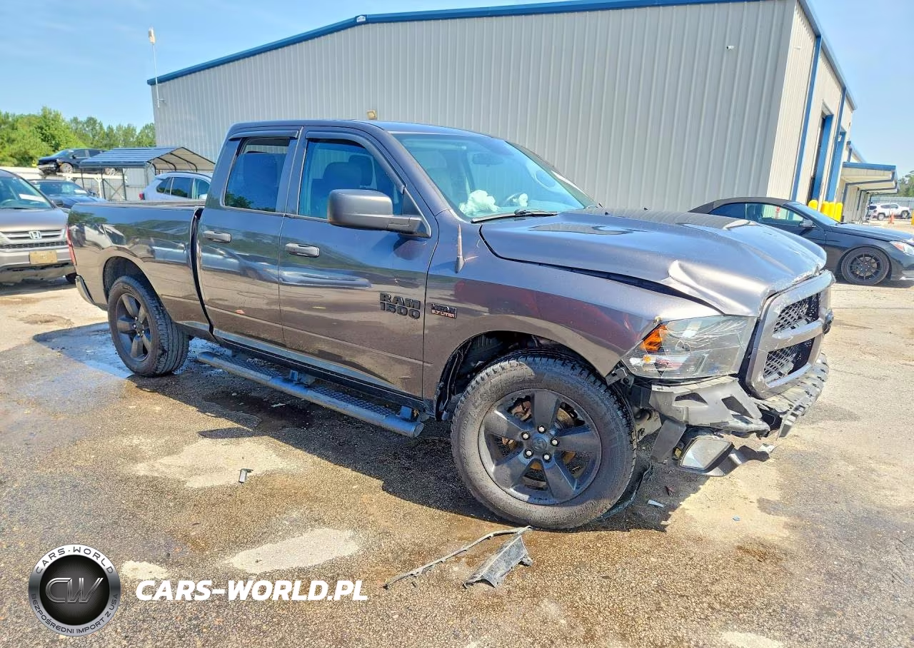 2019 Ram 1500 Classic Tradesman VIN:1C6RR6FT6KS500650 - 4