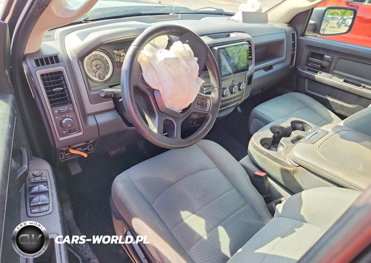 2019 Ram 1500 Classic Tradesman VIN:1C6RR6FT6KS500650 - 8