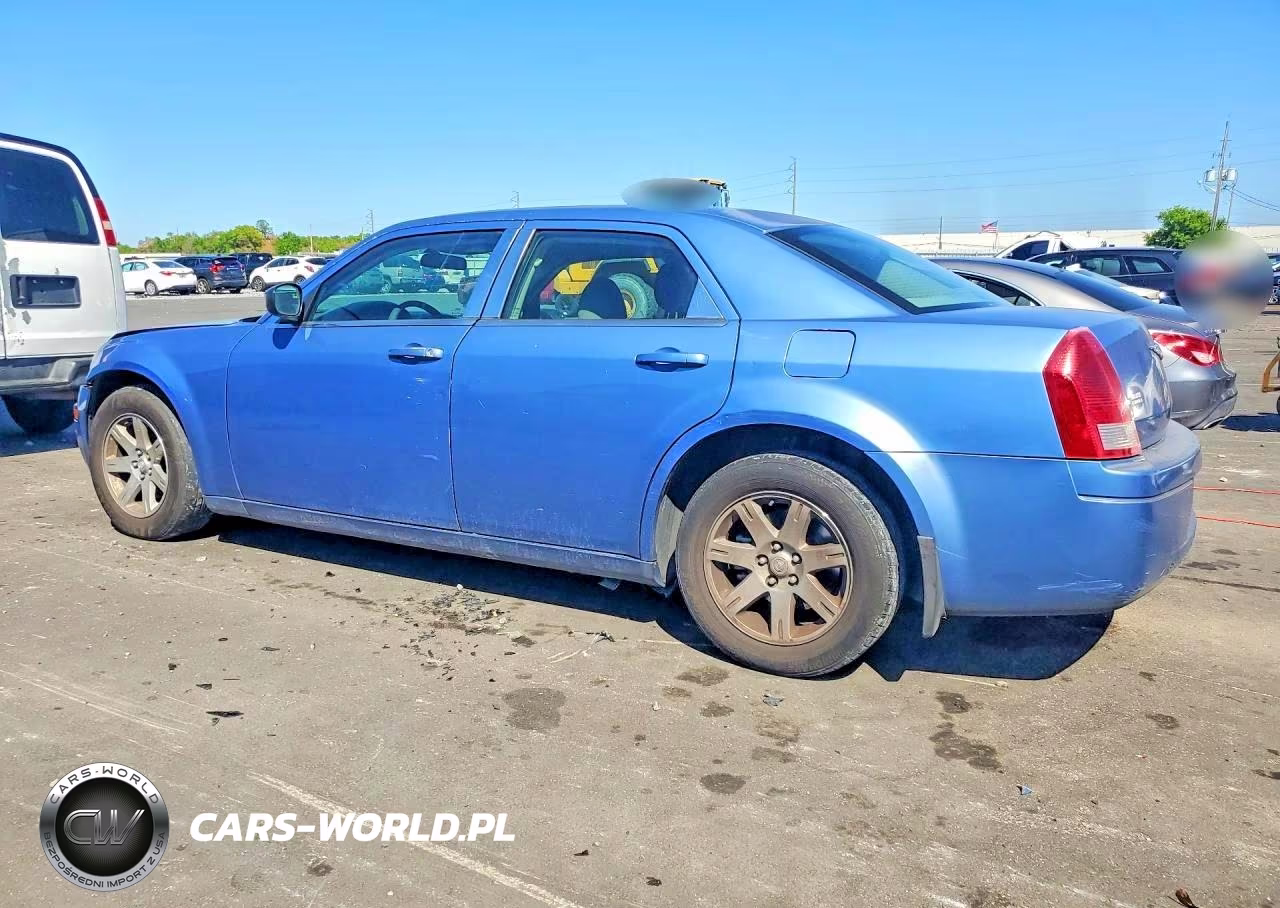 2007 Chrysler 300 VIN:2C3KA43R47H779985 - 2