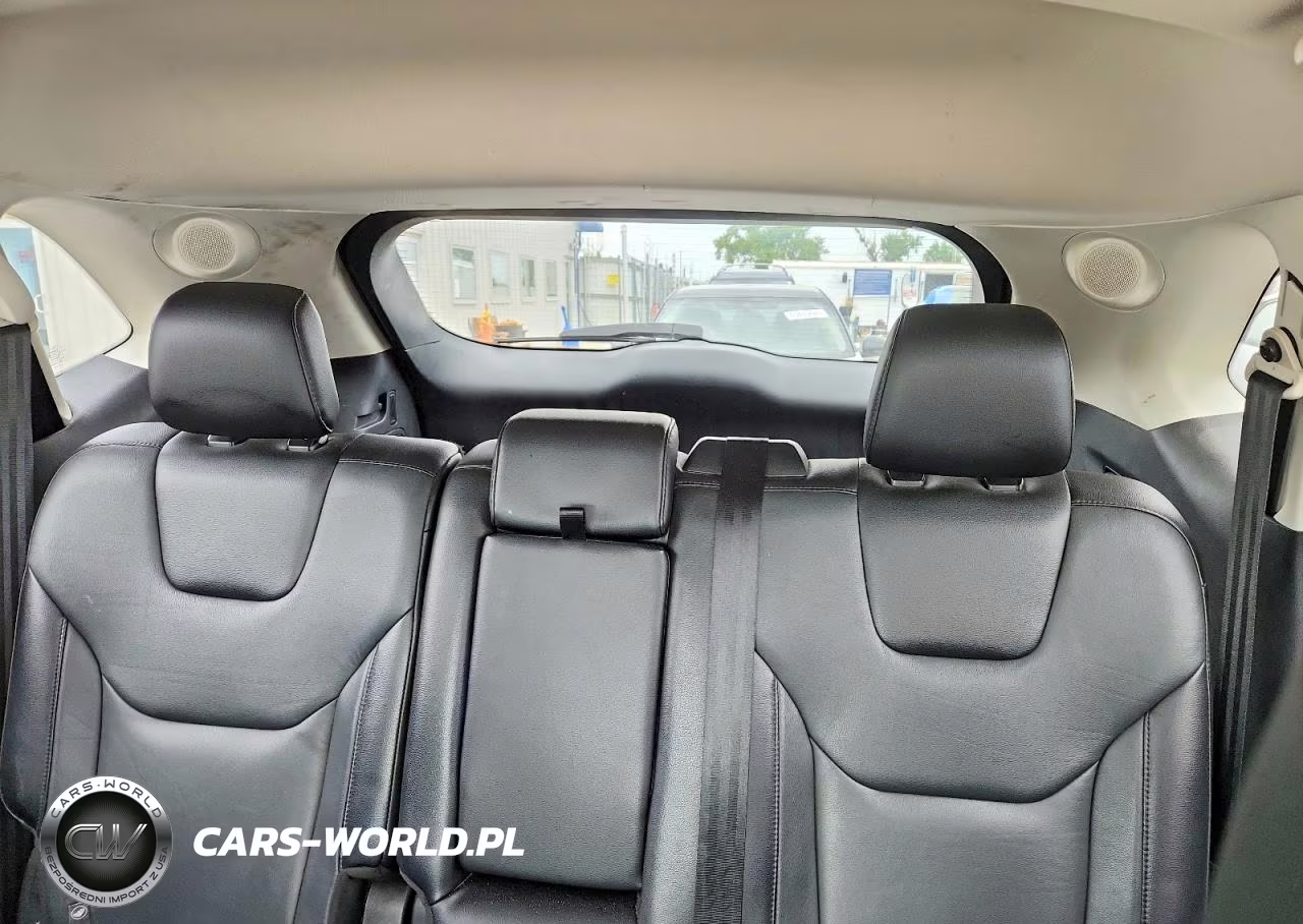 2018 Ford Edge Titanium VIN:2FMPK4K85JBC13315 - 10