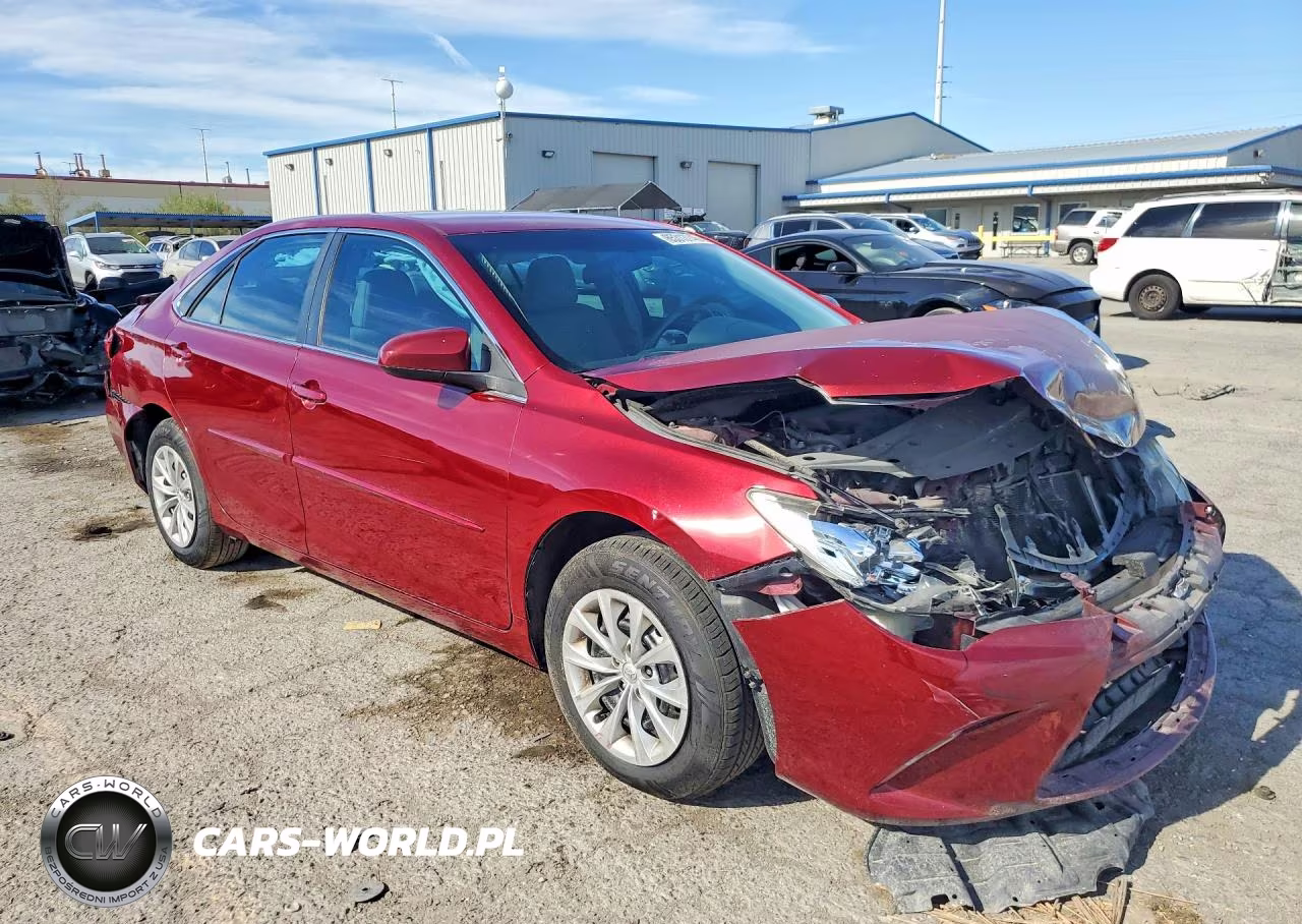 2017 Toyota Camry Le VIN:4T1BF1FK1HU662093 - 4
