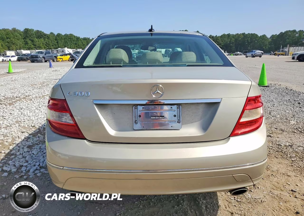 2011 Mercedes-Benz C 300 VIN:WDDGF5EB0BA471038 - 6
