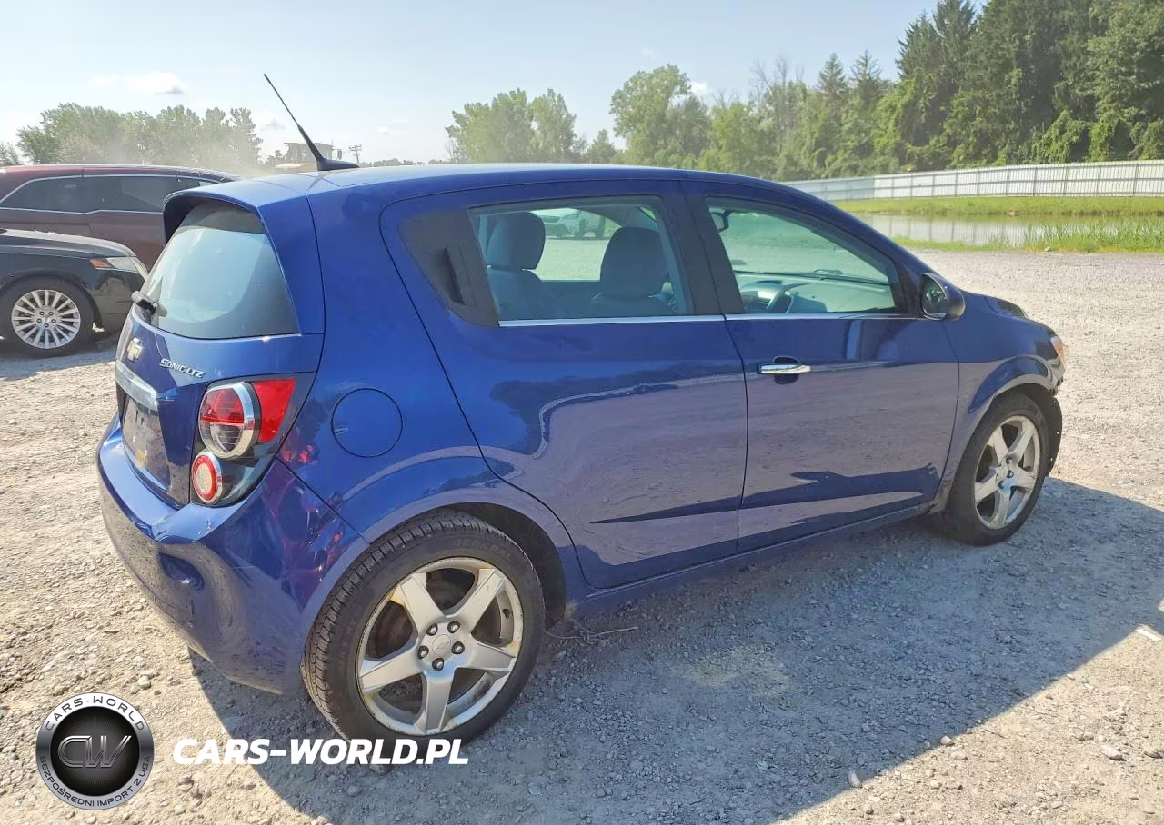 2013 Chevrolet Sonic Ltz VIN:1G1JE6SG3D4162103 - 3