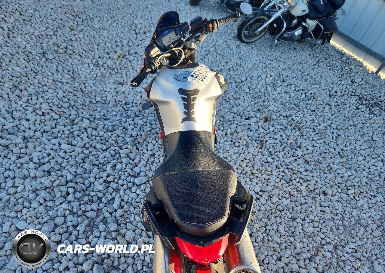 2018 Aprilia Shiver 900 VIN:ZD4KHU000JS000065 - 6