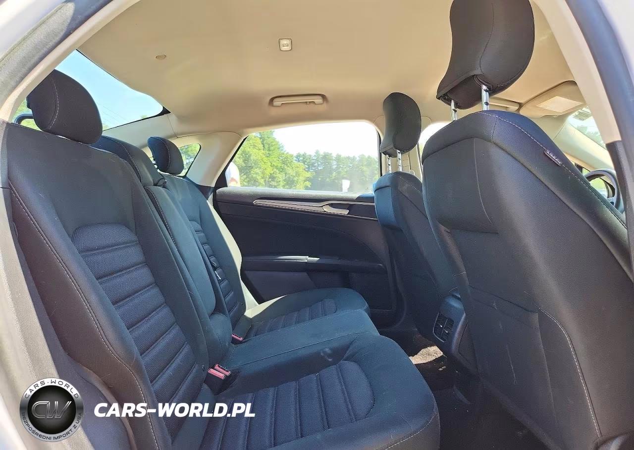 2018 Ford Fusion Se Hybrid VIN:3FA6P0LU0JR105780 - 10