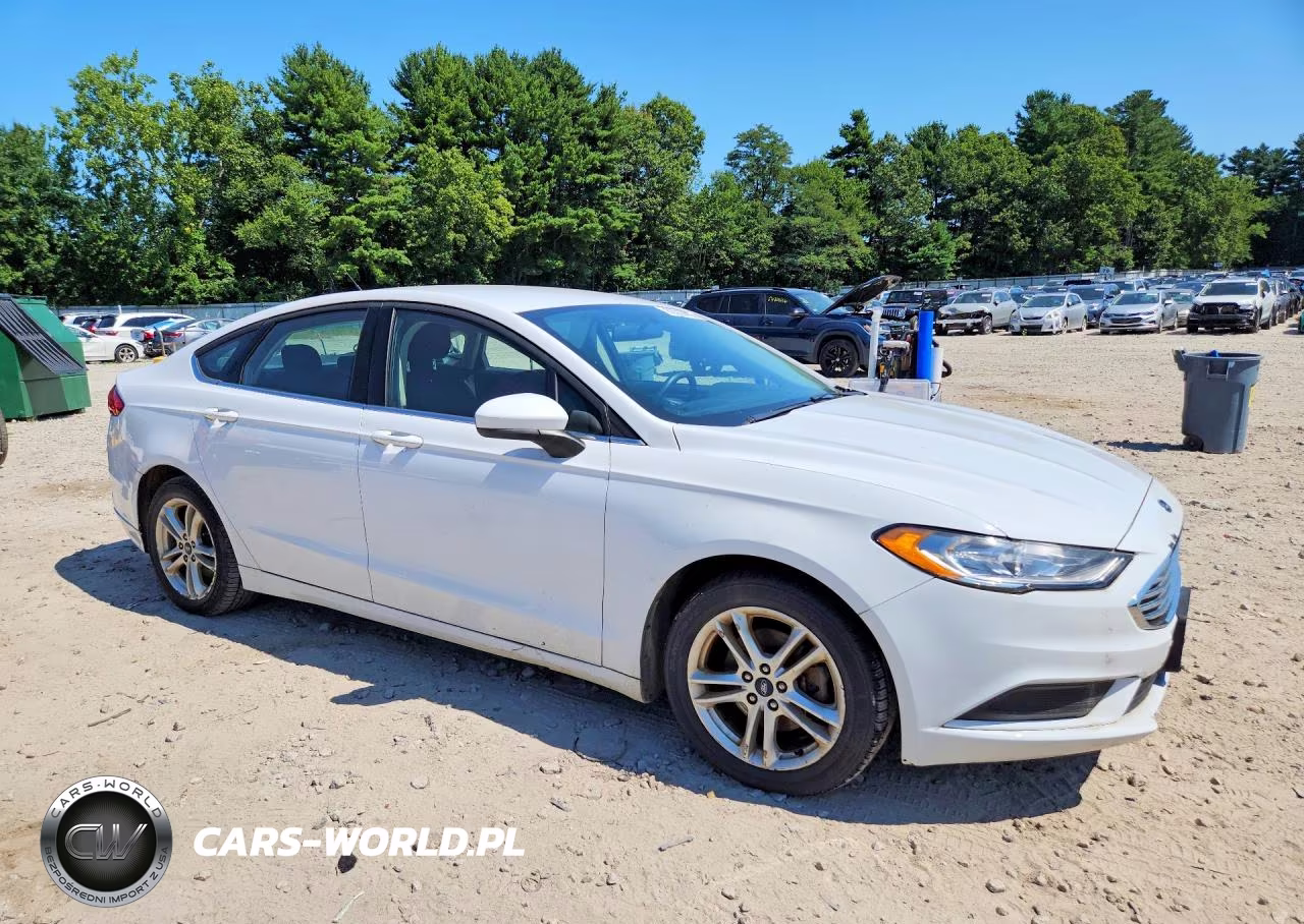 2018 Ford Fusion Se Hybrid VIN:3FA6P0LU0JR105780 - 4