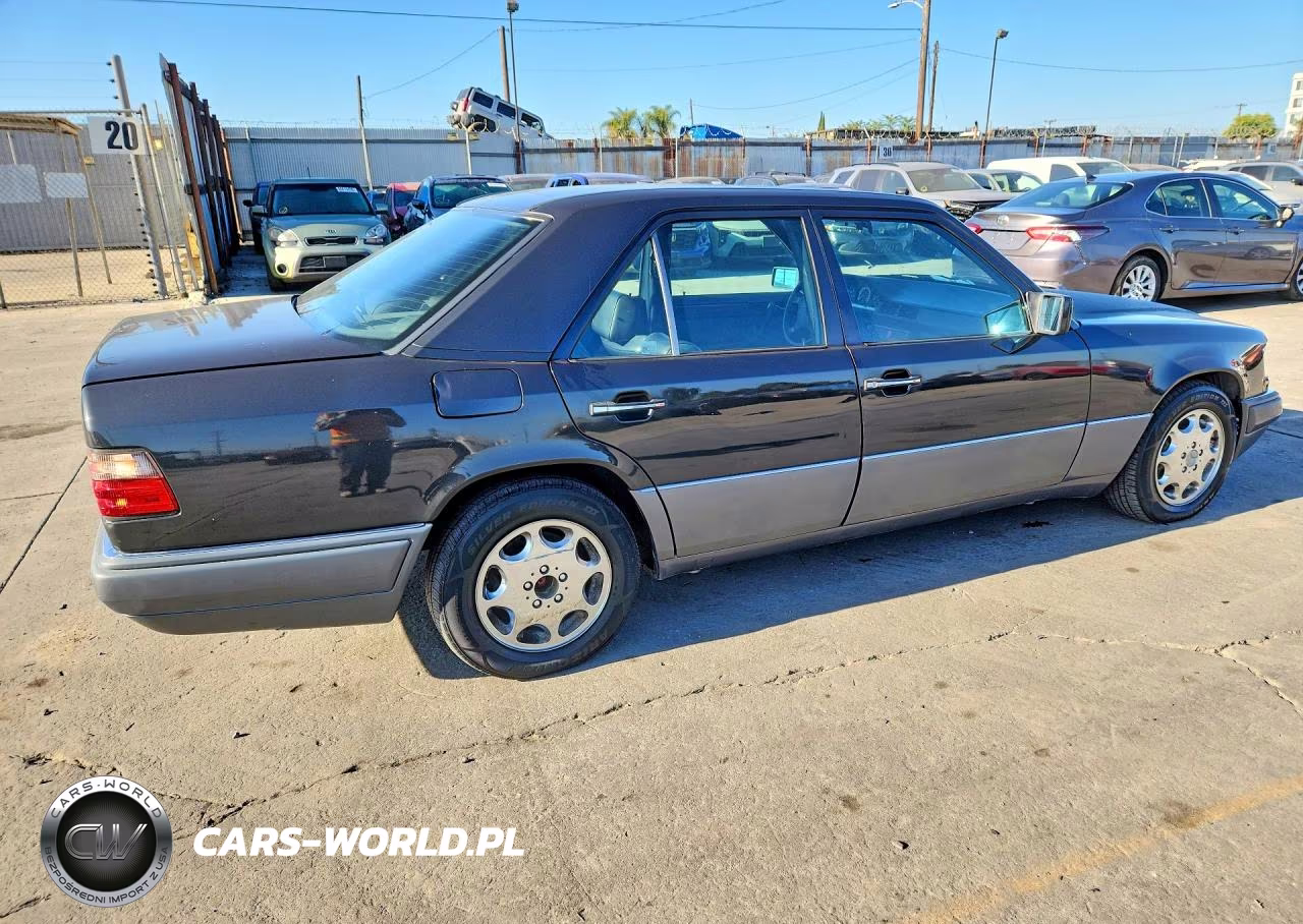 1995 Mercedes-Benz E 320 Base VIN:WDBEA32E5SC159125 - 3