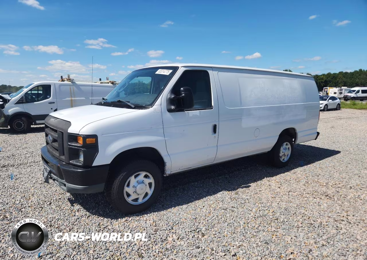 2013 Ford Econoline E150 Van – zdjęcie 1 z 12