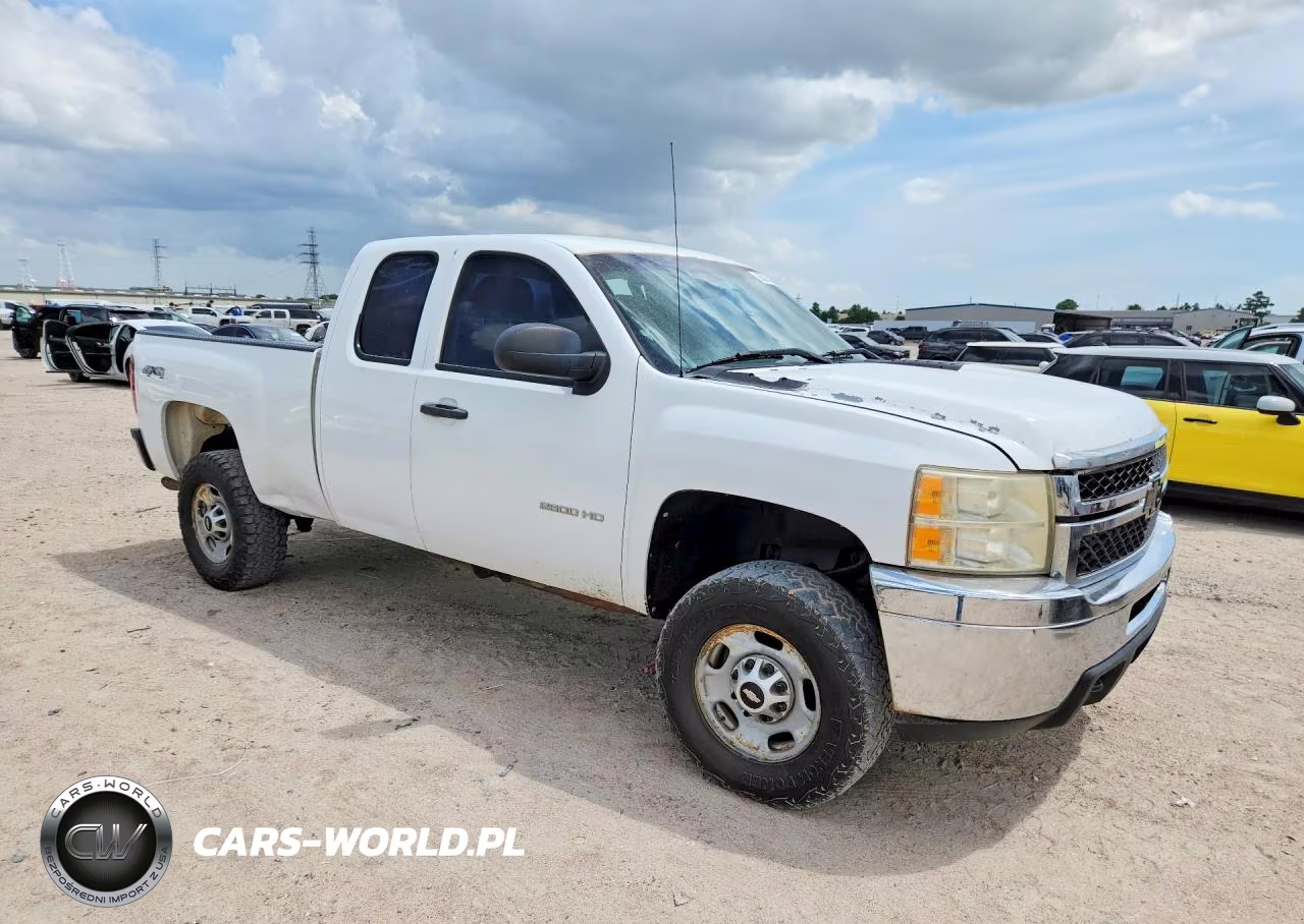 2011 Chevrolet Silverado K2500 Heavy Duty VIN:1GC2KVCG5BZ144814 - 4