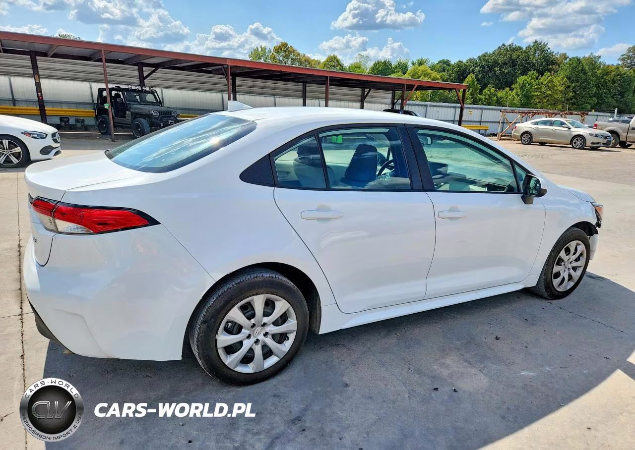 2026 Toyota Corolla Le VIN:5YFB4MDE6TP398190 - 3