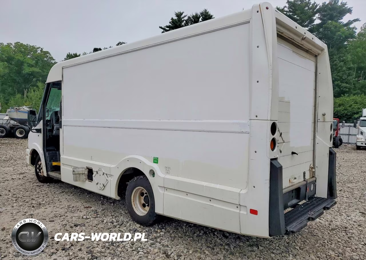 2013 Isuzu Npr Delivery Truck VIN:JALB4T179D7W00103 - 2