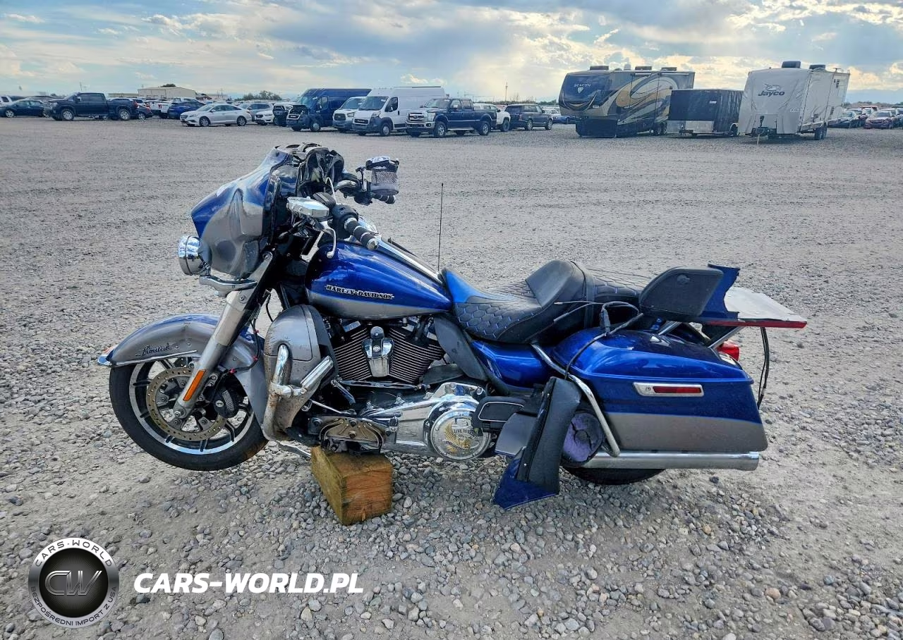 2017 Harley-Davidson Flhtk Ultra Limited VIN:1HD1KED1XHB610386 - 3