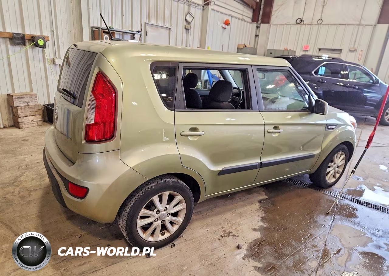 2012 Kia Soul Base VIN:KNDJT2A58C7359478 - 3