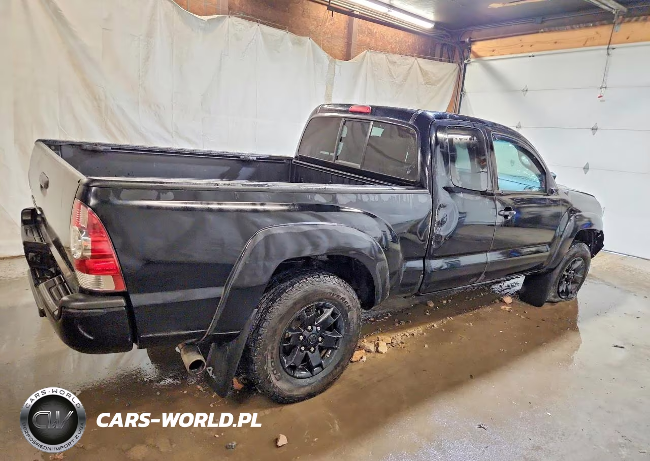 2015 Toyota Tacoma Base VIN:5TFUX4EN9FX035595 - 3