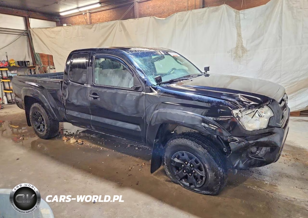 2015 Toyota Tacoma Base VIN:5TFUX4EN9FX035595 - 4