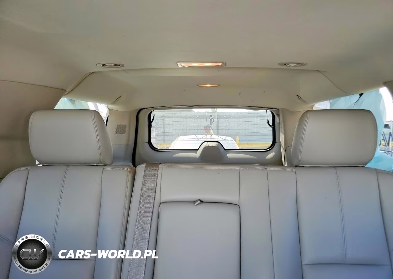 2012 Chevrolet Suburban K1500 Lt VIN:1GNSKJE73CR170357 - 10