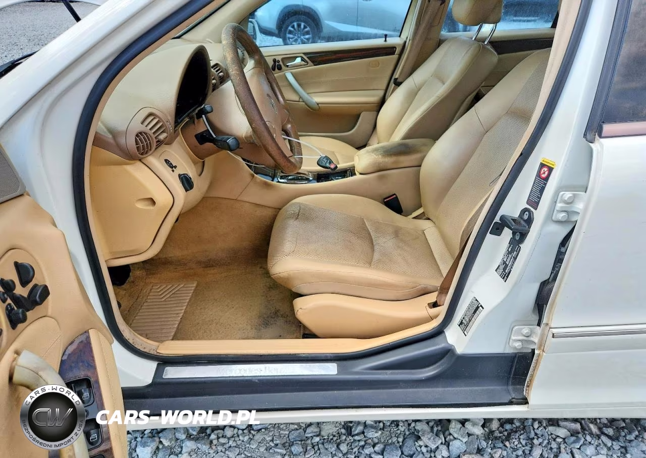 2002 Mercedes-Benz C 320 VIN:WDBRF64J32F182576 - 7